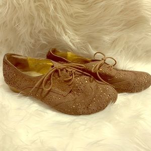 Not rated Golden flaked suede Oxford shoes